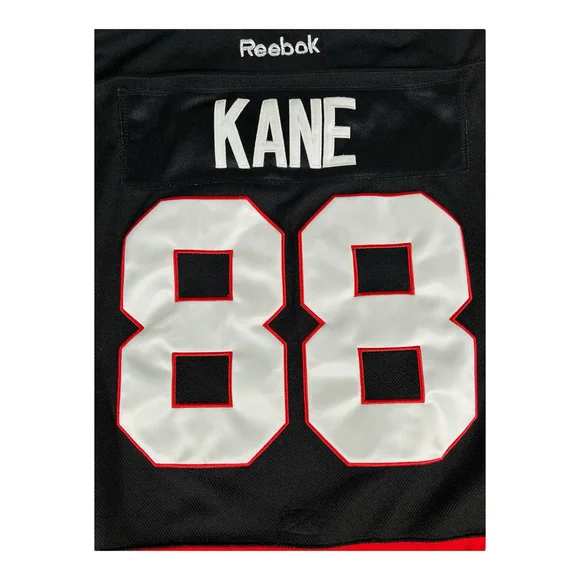 Rare Reebok CCM Patrick Kane Blackhawks Authentic Fight Strap Jersey Sz 50 - Picture 6 of 6